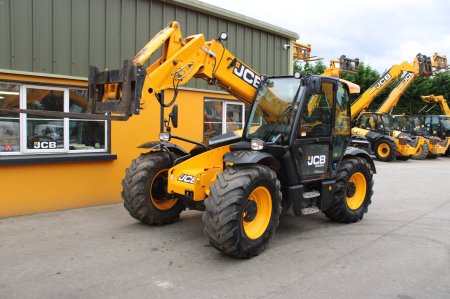0 JCB 