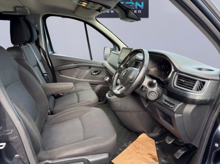 2022 Renault Trafic - photo 8