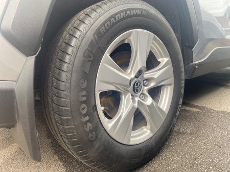 2021 Toyota RAV4 - photo 19