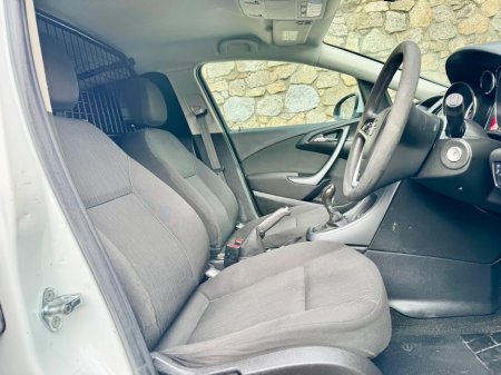 2015 Opel Astra - photo 20