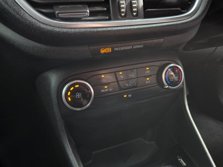 2019 Ford Fiesta - photo 14