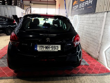 2017 Peugeot 208 - photo 4