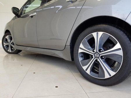 2021 Nissan Leaf - photo 9