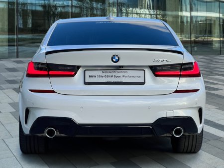 2021 BMW 3-Series - photo 6