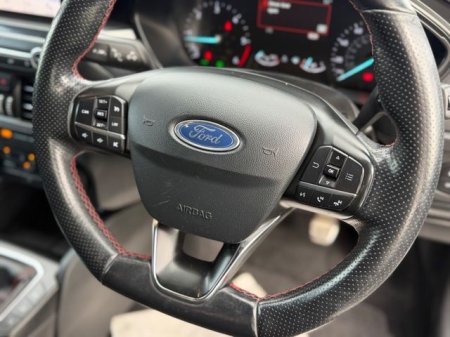 2019 Ford Focus - photo 12