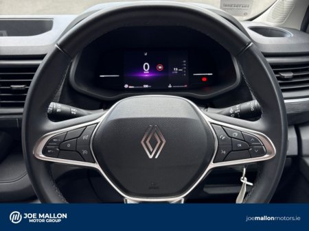 2026 Renault Trafic - photo 18