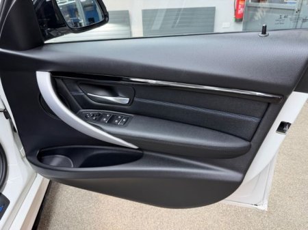 2018 BMW 3-Series - photo 26