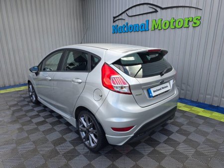 2017 Ford Fiesta - photo 5