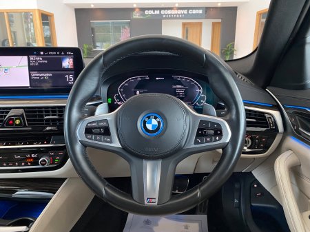 2023 BMW 5-Series - photo 16