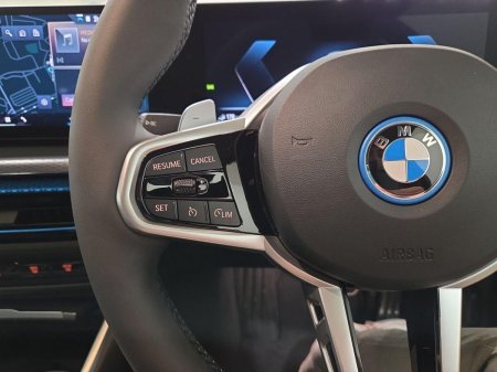 2026 BMW 3-Series - photo 17