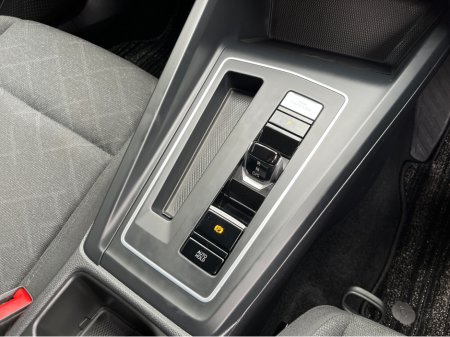 2024 Volkswagen Golf - photo 16