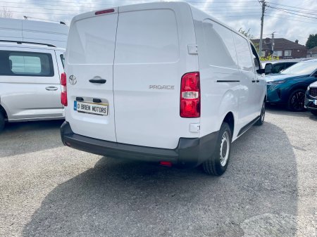 2024 Toyota Proace - photo 13