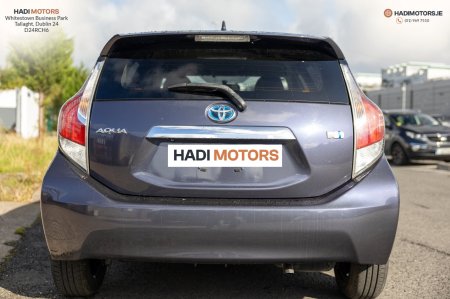 2015 Toyota Aqua - photo 10