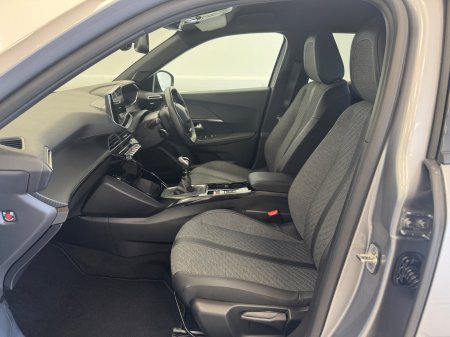 2024 Peugeot 2008 - photo 6