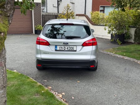 2017 Ford Focus - photo 14