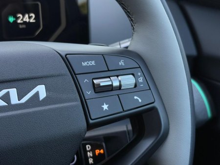 2026 Kia EV4 - photo 13