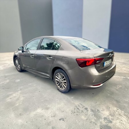 2017 Toyota Avensis - photo 11