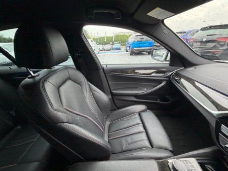 2018 BMW 5-Series - photo 34