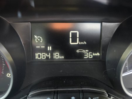 2018 Peugeot 208 - photo 25