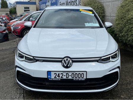 2024 Volkswagen Golf - photo 2