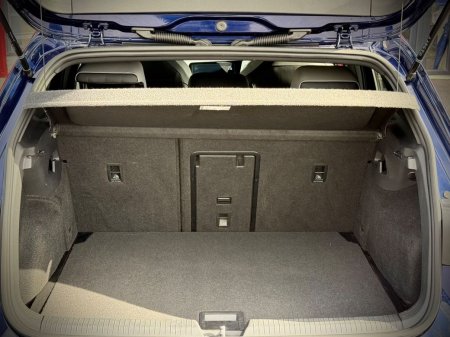 2024 Volkswagen Golf - photo 30
