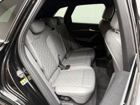 2020 Audi SQ5 - photo 14