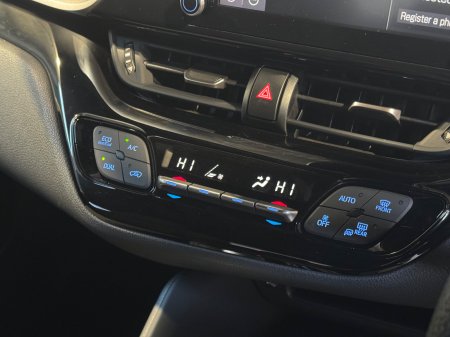 2020 Toyota C-HR - photo 17
