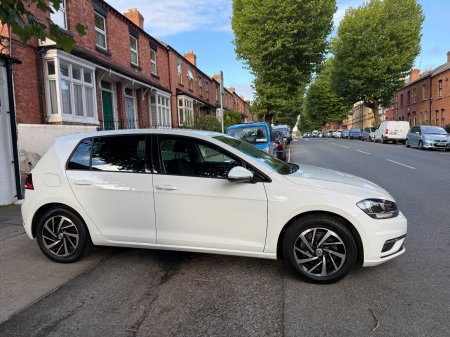 2019 Volkswagen Golf - photo 4