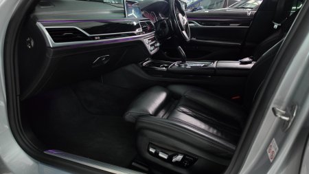 2019 BMW 7-Series - photo 23