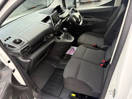 2021 Peugeot Partner - photo 9