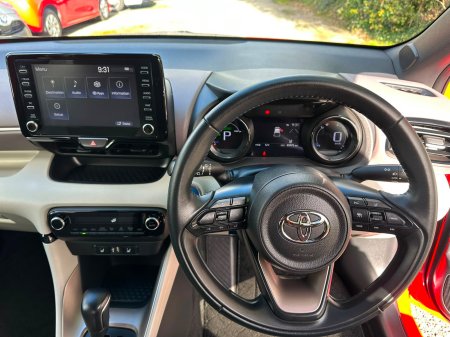 2021 Toyota Yaris - photo 13