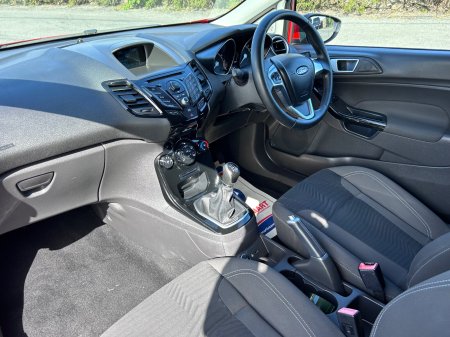 2014 Ford Fiesta - photo 14