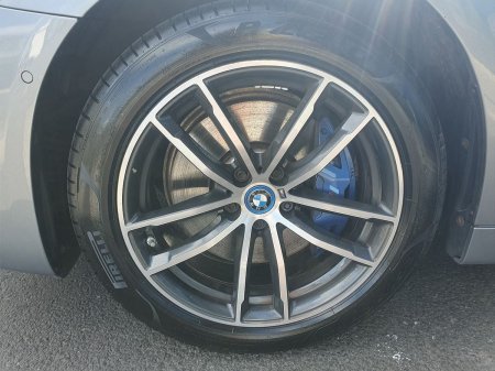 2023 BMW 5-Series - photo 14