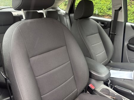 2011 Ford Focus - photo 13