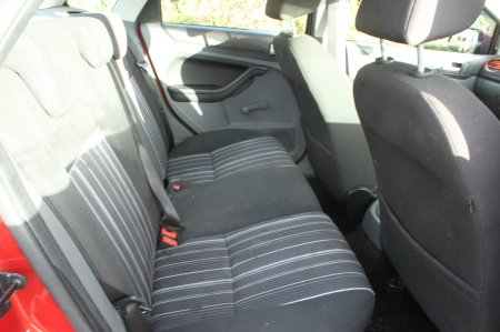 2009 Ford Focus - photo 8