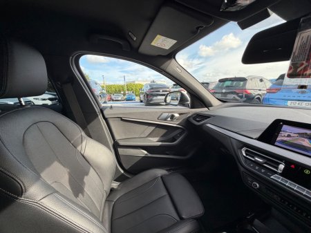 2021 BMW 1-Series - photo 30