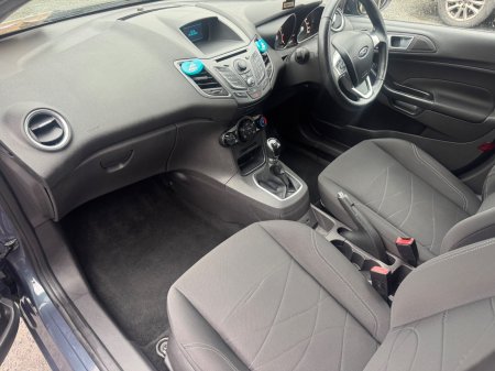 2014 Ford Fiesta - photo 13