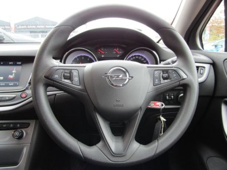 2017 Opel Astra - photo 21