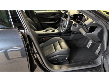 2023 Porsche Taycan - photo 7