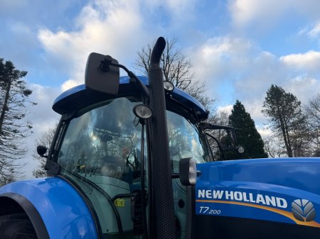2013 New Holland T7.200 - photo 7