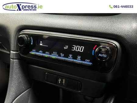 2021 Toyota Yaris - photo 26