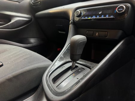 2020 Toyota Yaris - photo 11