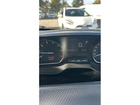 2017 Peugeot 208 - photo 19