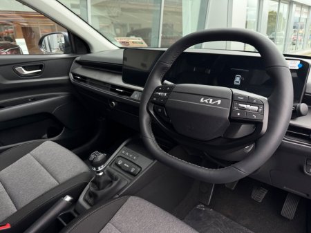 2026 Kia Stonic - photo 2