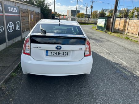 2014 Toyota Prius - photo 6