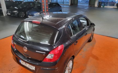 2013 Vauxhall Corsa - photo 2