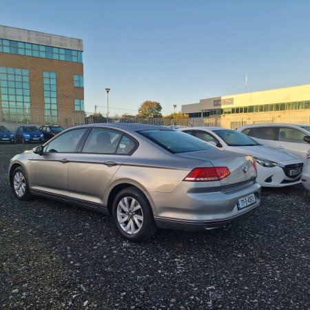 2017 Volkswagen Passat - photo 7