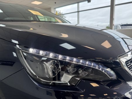 2020 Peugeot 308 - photo 20