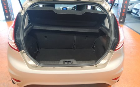 2016 Ford Fiesta - photo 4