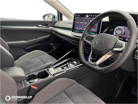 2025 Volkswagen Golf - photo 6